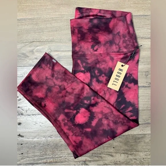 NWT NOBULL High-Rise Matte Crop Tight - Medium - Lava and Black Tie Dye (Red) - Picture 3 of 8